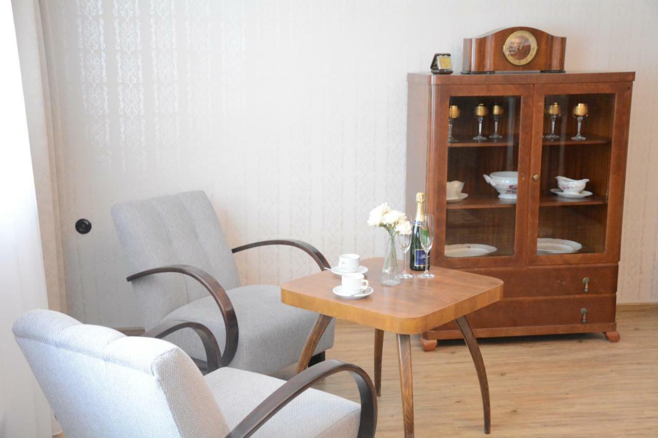 Restaurace A Penzion U Hasicu Klimkovice Ngoại thất bức ảnh